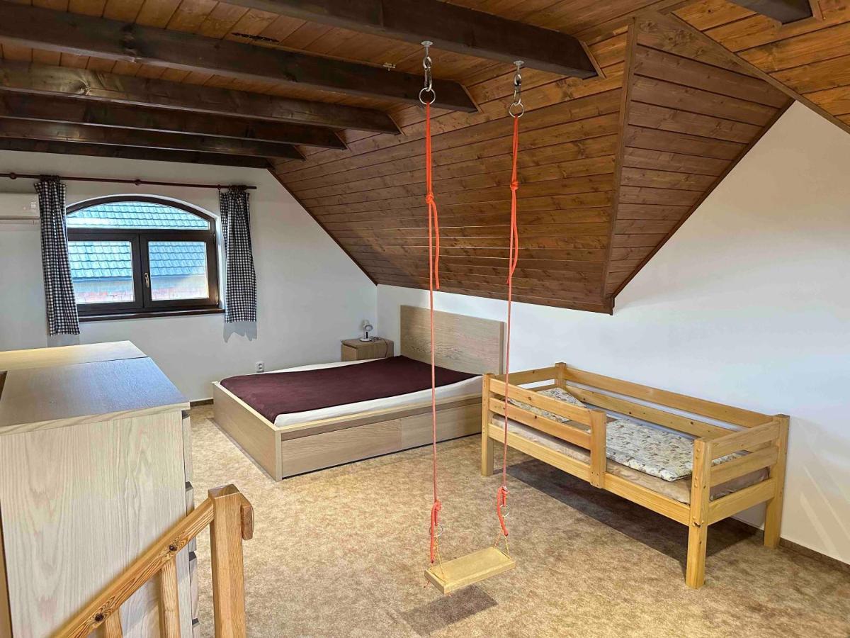 Penzion - Apartman Prestavlky Tršice Exterior foto
